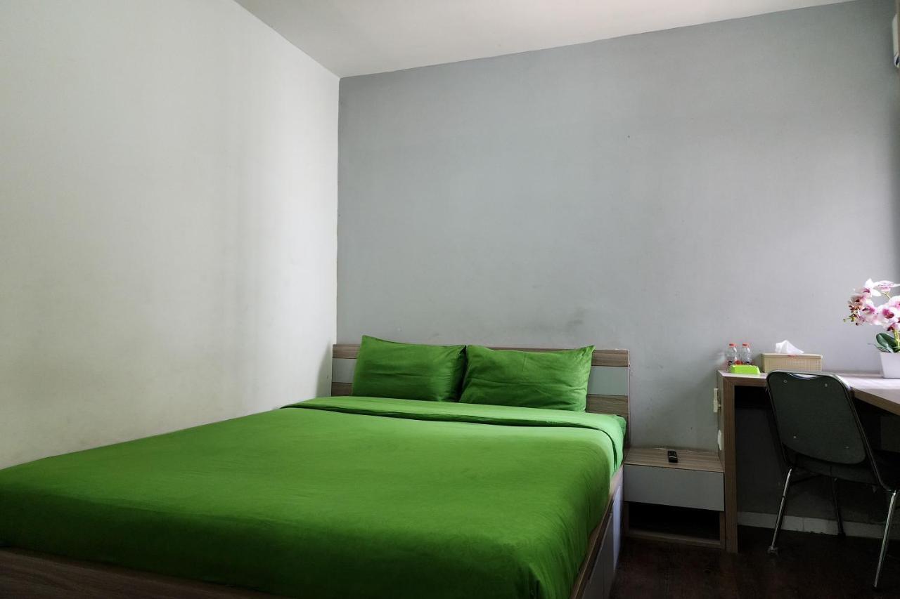 Barata Hotel Near Bandara Soekarno Hatta 탕그랑 외부 사진