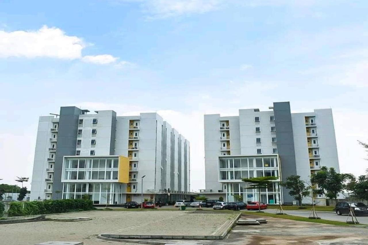 Barata Hotel Near Bandara Soekarno Hatta 탕그랑 외부 사진
